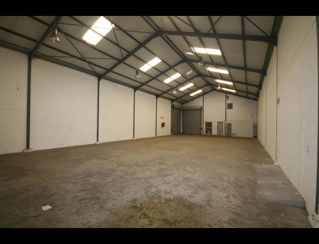 473M² FACTORY TO LET IN EPPING INDUSTRIAL